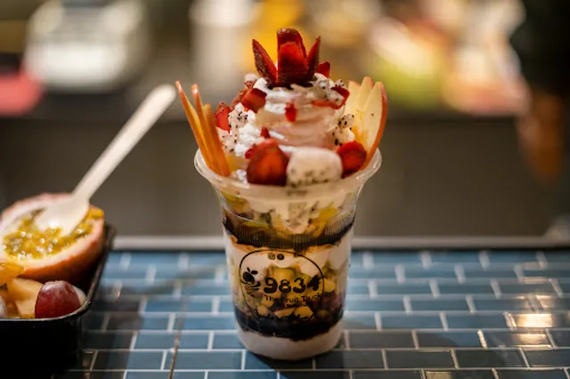 9834 The Fruit Truck, Ahmedabad (Palladium)