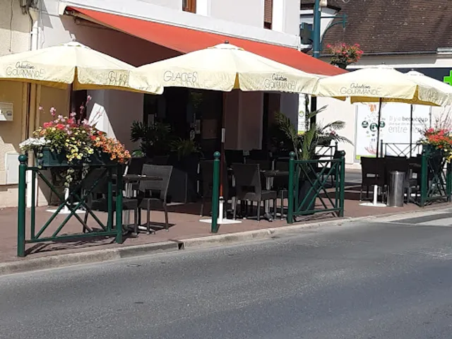 Pizzeria La Tarentelle. Service Sur Place , Service Emporté ,service Livraison**