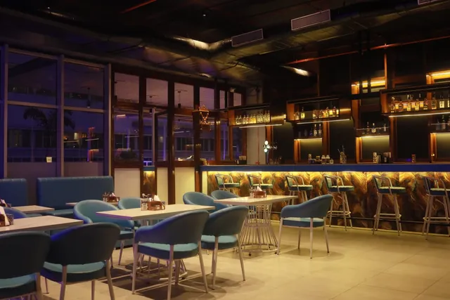 TETTORICCA ROOFTOP LOUNGE