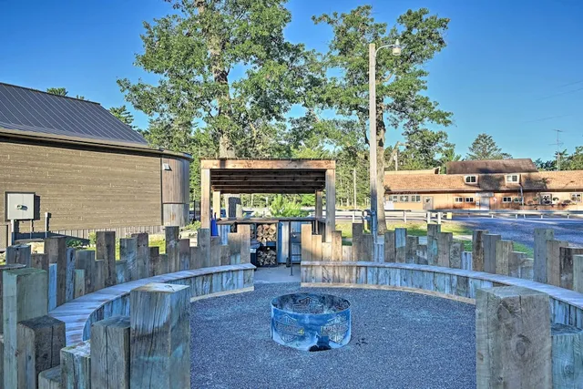 Lake Arbutus Loon Lodge