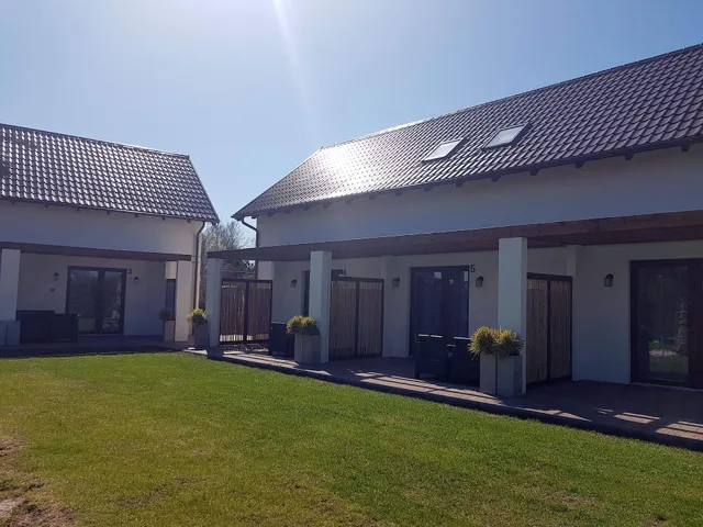 GAGA DĘBKI Apartamenty Wczasowe