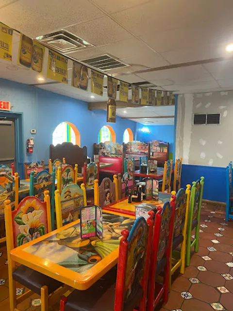 El Mariachi Mex And Grill