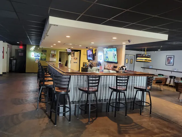 Colorado Sports Fanatic Bar & Grill