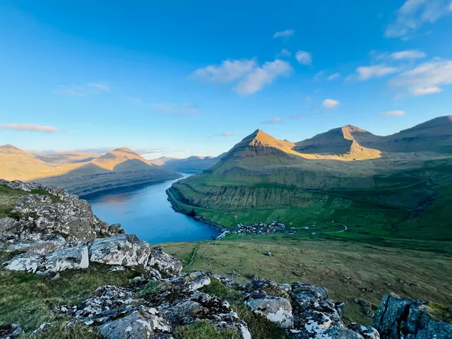 Gongutúrur / Hvithamar Trailhead