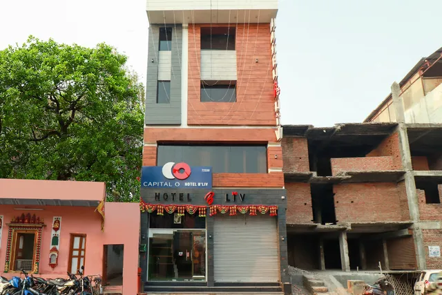 Super Collection O Phalka Bazaar Gwalior formerly Bliv