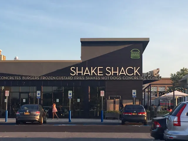 Shake Shack Cross County
