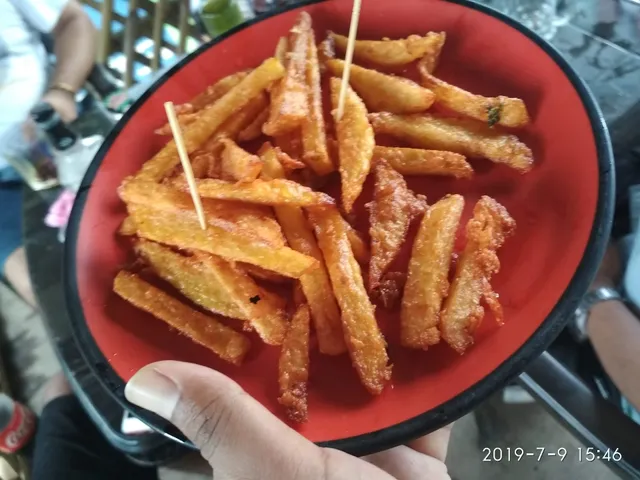 Aalishan Restaurant And Refreshment Center