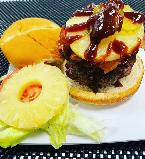 The Bussin' Breakfast Balcones Heights