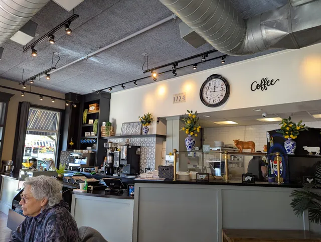 Dream Breakfast & Lunch