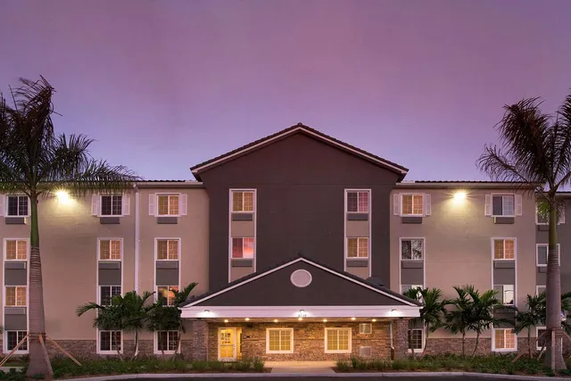 WoodSpring Suites Fort Lauderdale