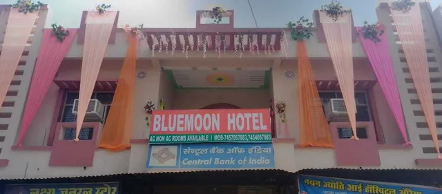 SPOT ON Blue Moon Kakor