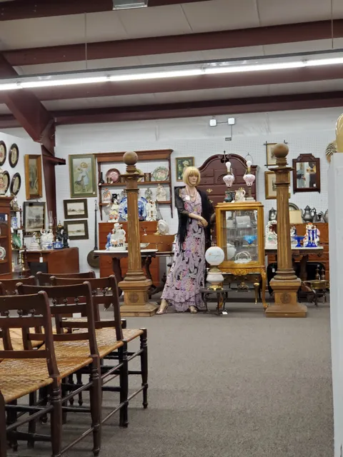 Heart of Ohio Antique Center