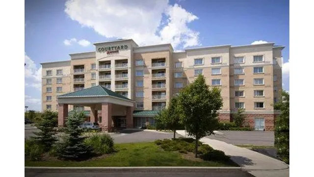 Courtyard by Marriott Toronto Vaughan