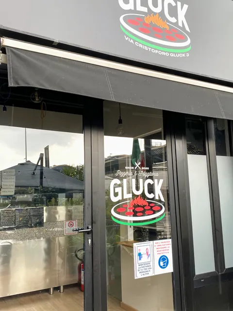 Gluck pizzeria