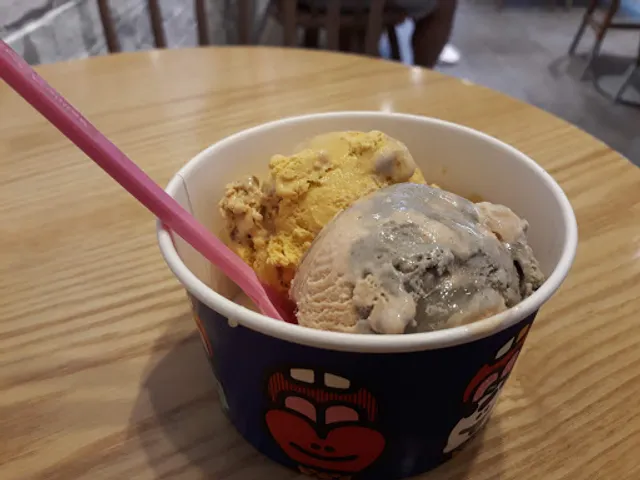 Baskin Robbins