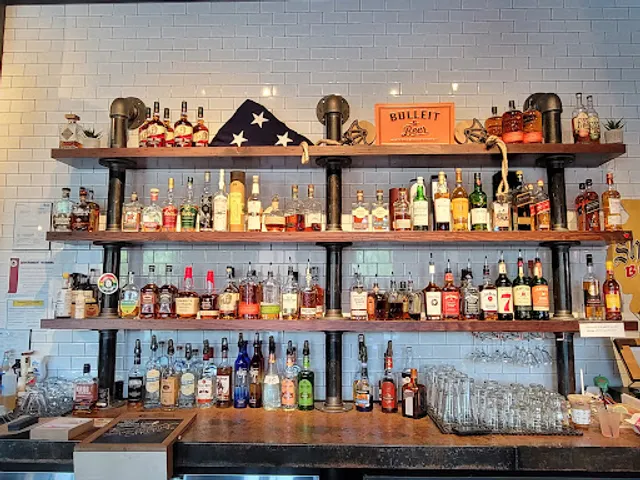 Pour Bros. Craft Taproom Moline