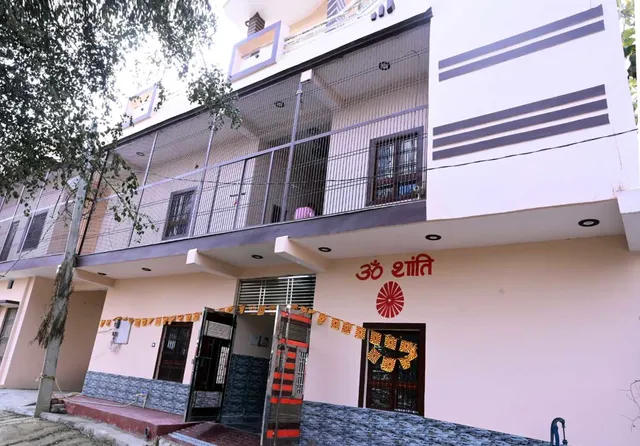 OYO Home Om Shanti Palace