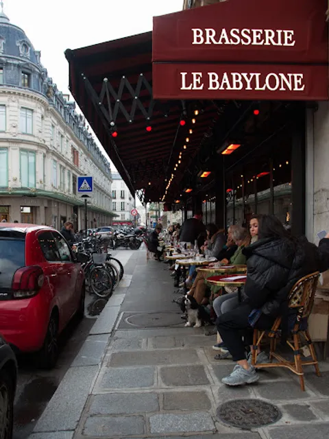 Le Babylone