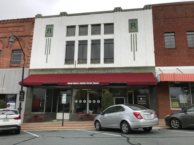 Speckled Paw Coffee - Wadesboro