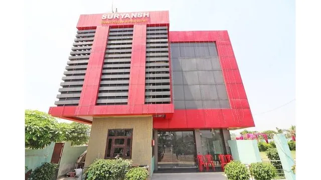 OYO 33011 Hotel Suryansh