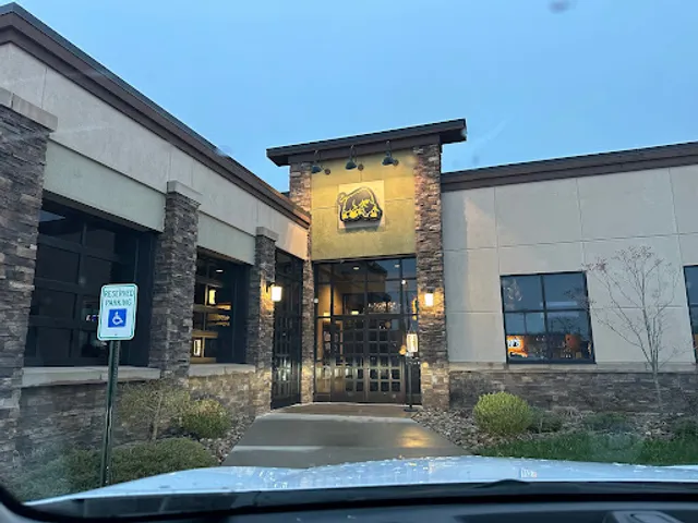 Navarro's Bar & Grill