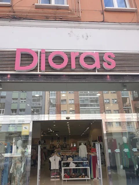 Dioras