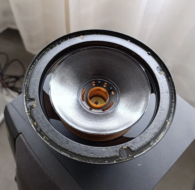 Electro Lab riparazioni elettroniche ed elettriche, elektronische und elektrische Reparaturen.