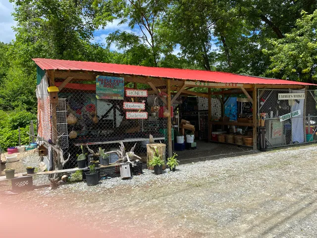 Maple Tree Produce & More