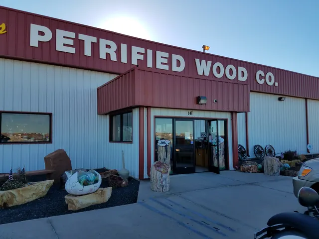 Jim Gray's Petrified Wood Co