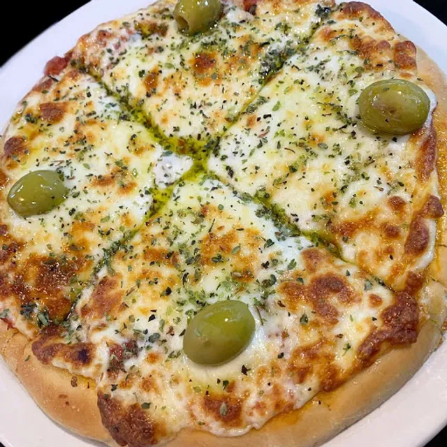 El Trébol 1983 Pizzas y Empanadas Argentinas