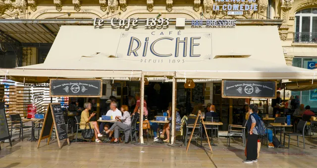 Le Café Riche
