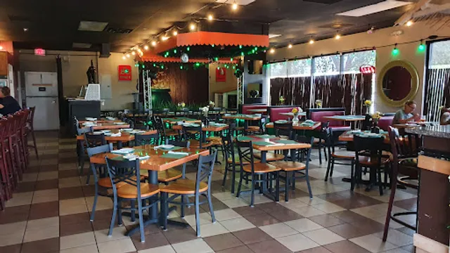 THAI 5 Restaurant Sushi & Bar