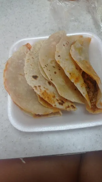 "Tacos La Güera"