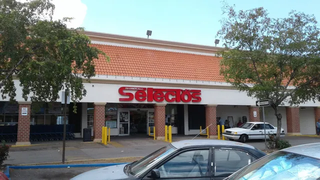 Supermercado Selectos