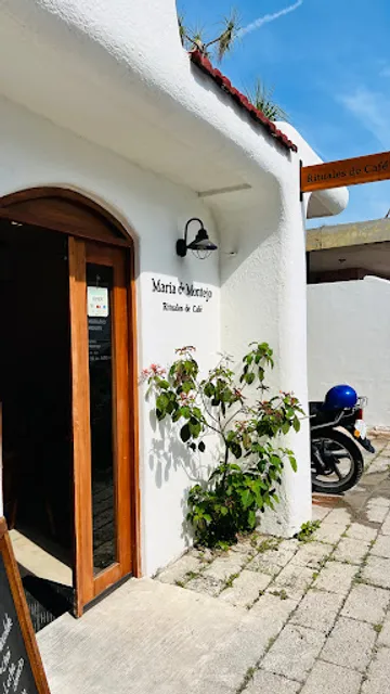 María & Montejo, Rituales de Café