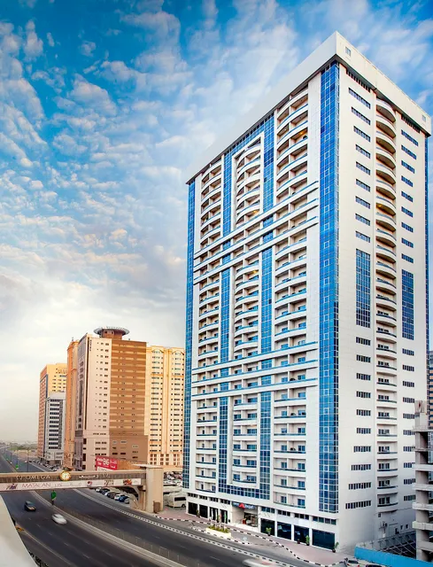 Golden Sands Hotel & Residences