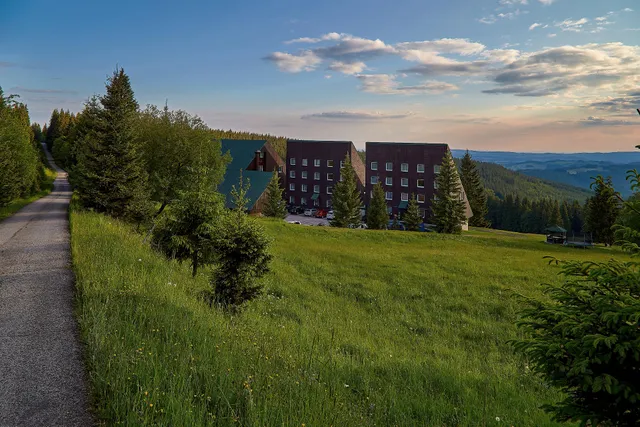 Hotel Tetřeví Boudy
