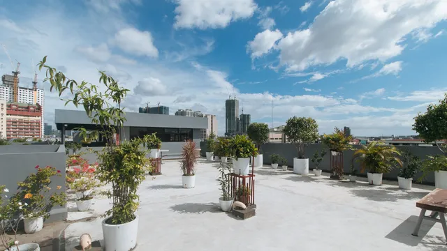 RedDoorz Plus @ Evangelista Street Makati