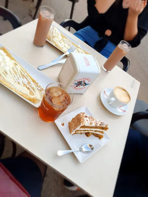 Cafetería Delicatessen