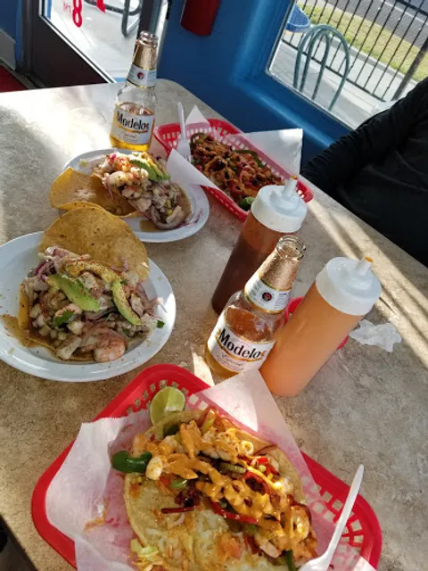 Guanatos Mexican and Seafood