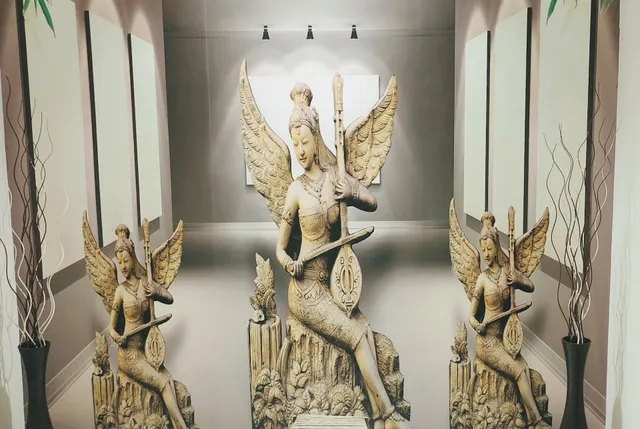 Hotel Golden Blessings