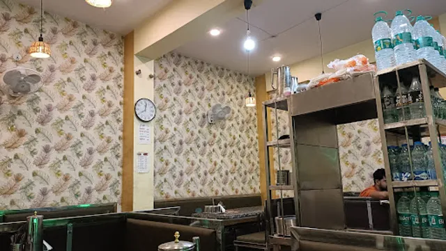 Shri Anjani Veg Bhojnalaya