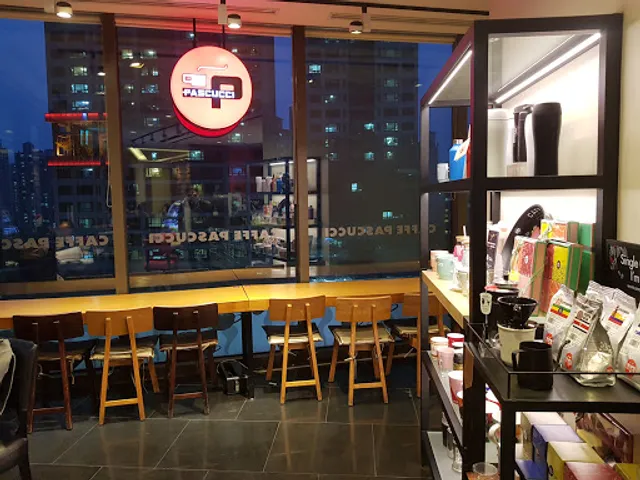 파스쿠찌 디큐브아트센터점