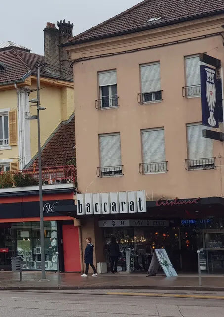 Tony Henry, Grand Dépôt des Cristaux