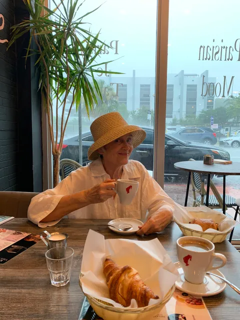 Carlos Arturo Ayub Sarabia, MD