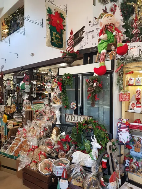 Old Mountain Farm Market