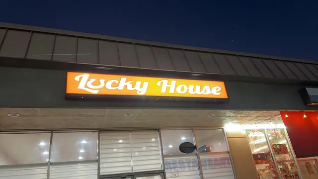 Lucky House