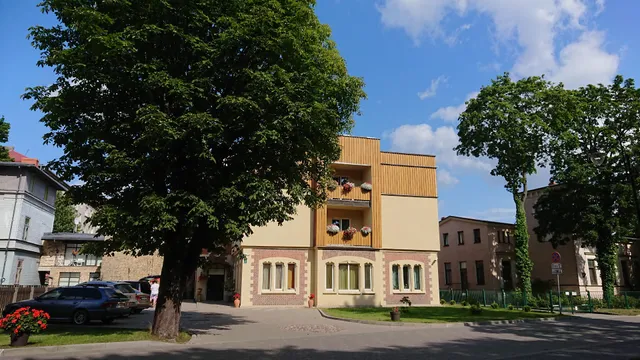 Roze Park Rooms, Liepāja