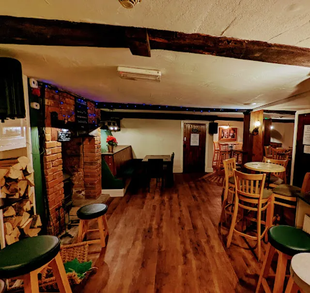 The Wine Bar - Highworth