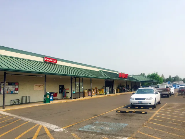 Bi-Mart Membership Discount Stores